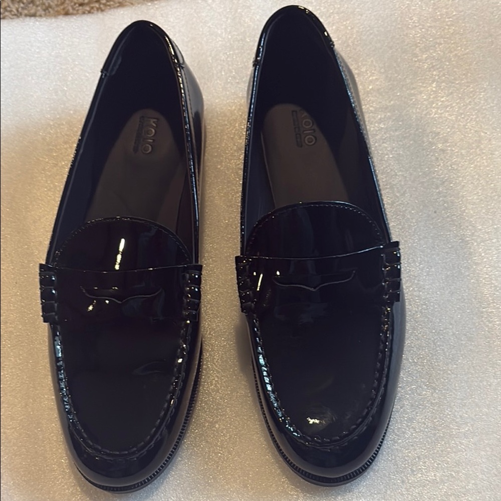 Koio Womens Black Patent Leather Loafers Size 39 NWOT